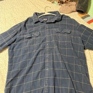 Patagonia Men's Blue Plaid Casual Shirt